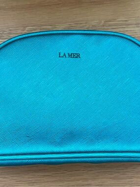 La Mer Turquoise Makeup Organizer Pouch
